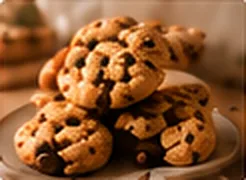 Đĩa cookies chocolate chip